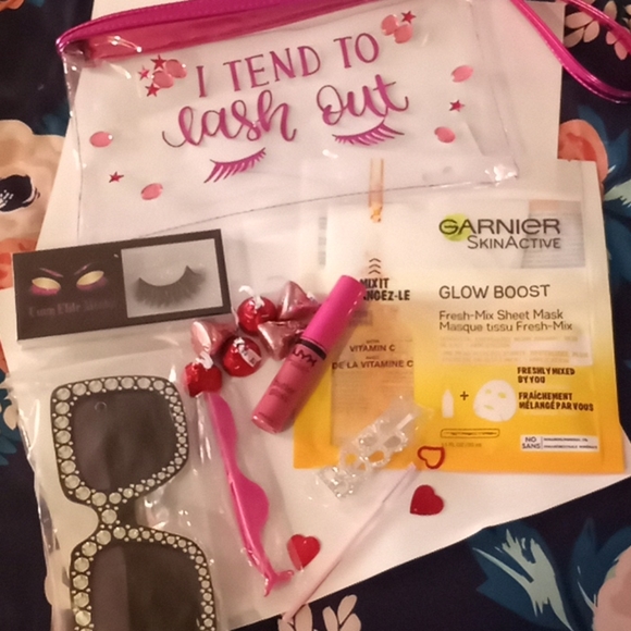 Custom Lash Packs - Picture 7 of 7